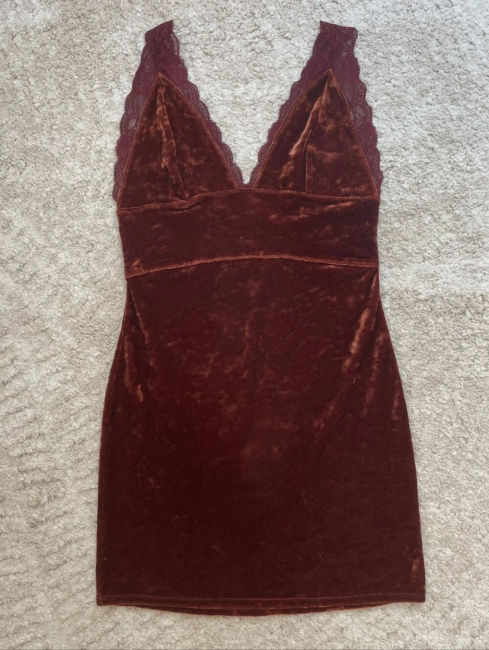 Free People Crushed Velvet V-Neck Bodycon Dress - Burgundy Size S